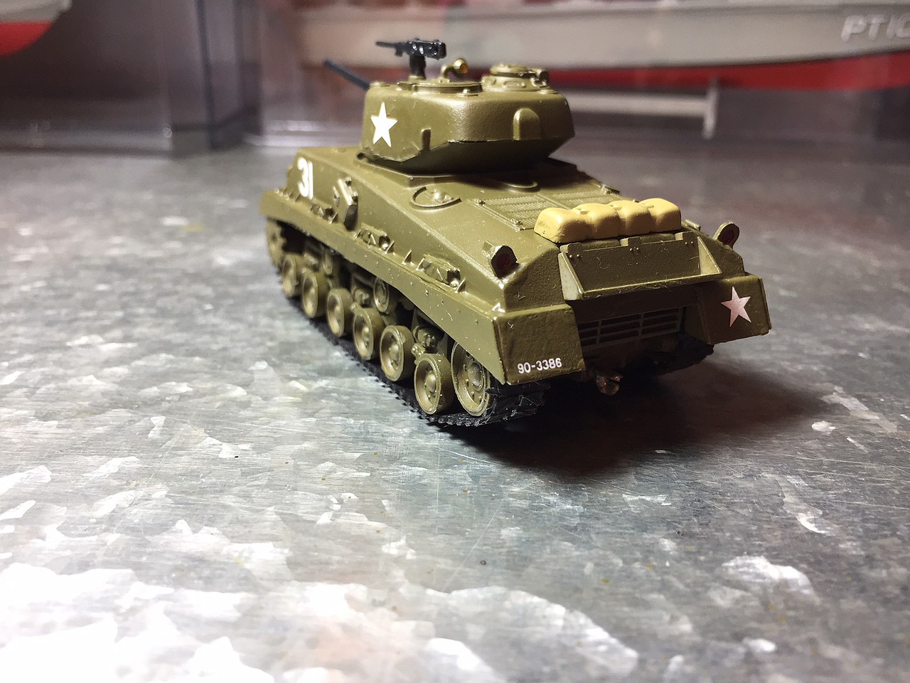 M4 (A3E8) Sherman -- Plastic Model Tank Kit -- 1/72 Scale -- #31115 ...