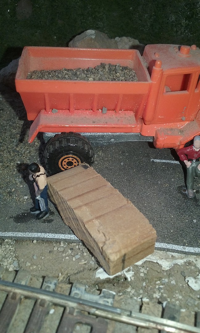 One Man Crew (5) HO Scale Model Railroad Figure a1927 pictures