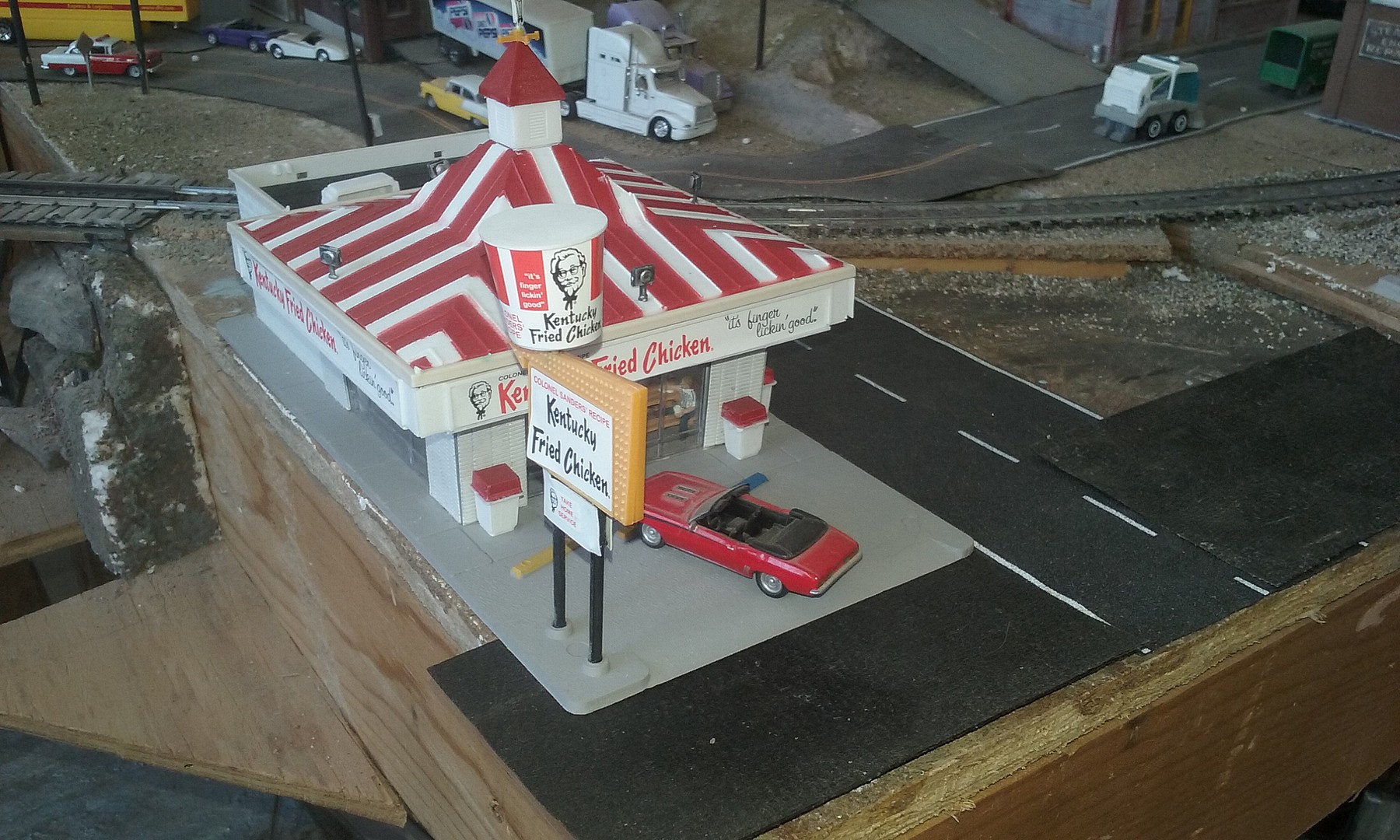 Kentucky Fried Chicken(R) Drive In Kit -- Model Train Building -- HO ...