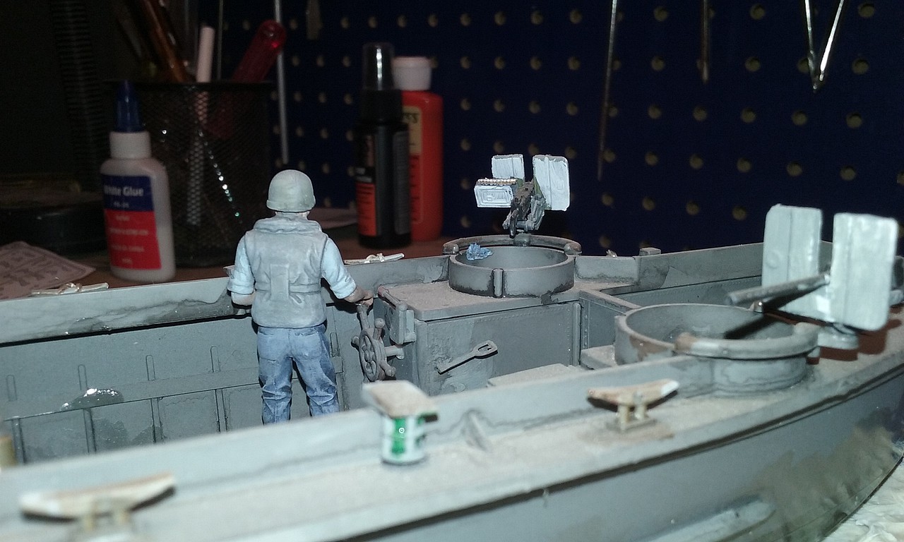 model boat figures