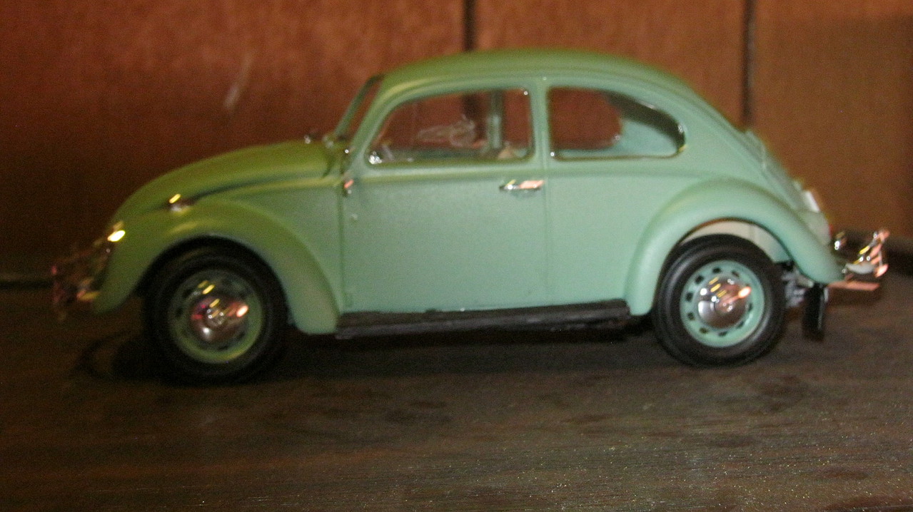 1966 Volkswagen Beetle Vw Bug -- Plastic Model Car Kit -- 1 24 Scale 