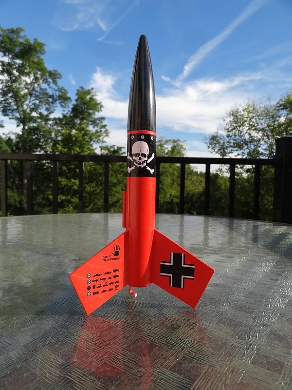 Model Master Spray Hemi Orange 3 oz Hobby and Model Lacquer Paint