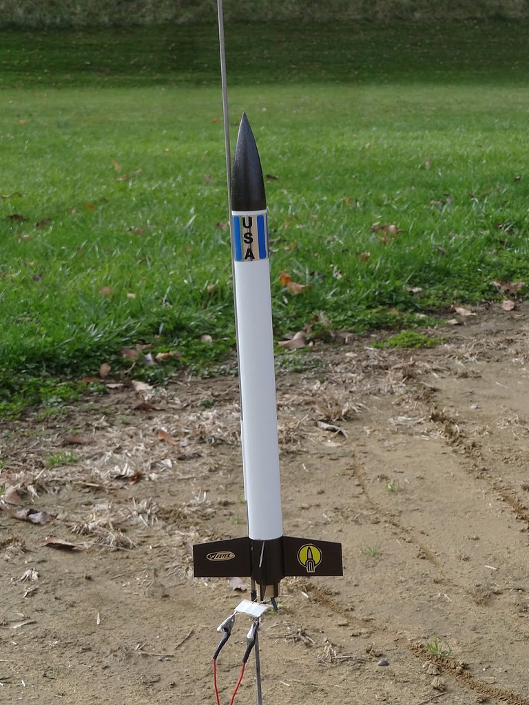 EST2008 Estes Generic Model Rocket Kit Skill Level E2X Easy to Assemble 