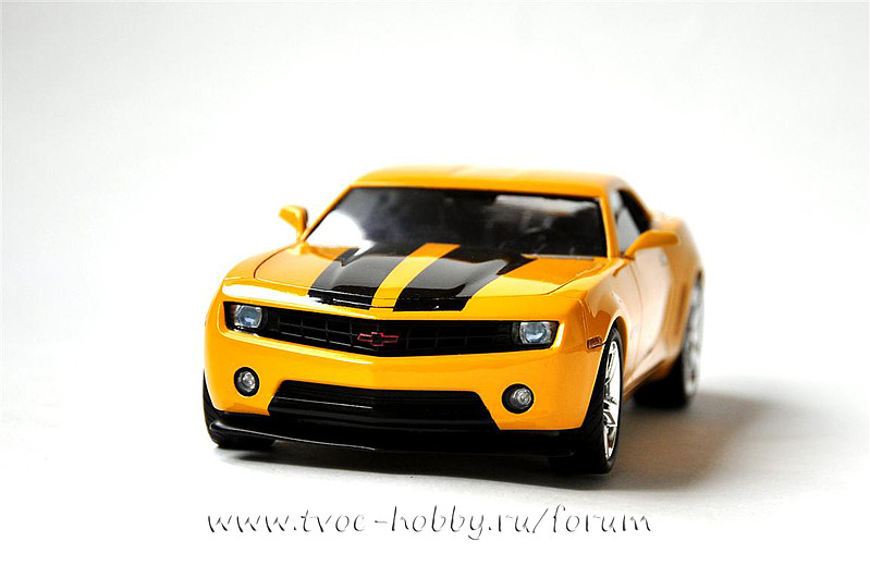 Camaro Concept Car -- Snap Tite Plastic Model Vehicle Kit -- 1/25 Scale ...