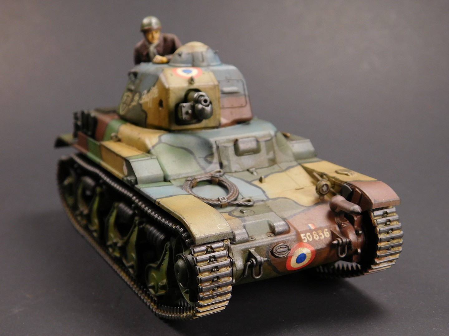 thumbnail interactive-video image 1 of 1/56 Scale World War 2 French R35 Tank – 3D Resin Print, Assembled 1 of 6