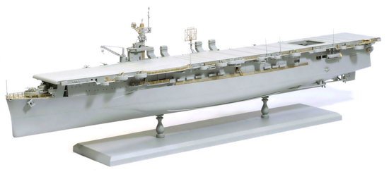 USS Independence CVL22 Aircraft Carrier -- Plastic Model Ship Kit -- 1/ ...