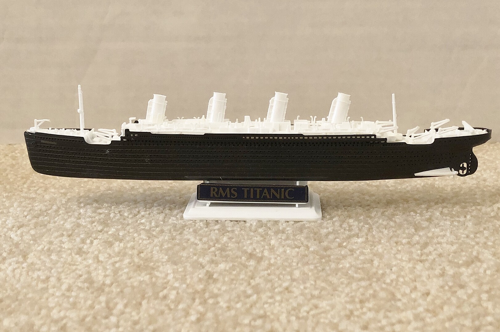Revell-Germany RMS Titanic Easy Click Plastic Model Ship Kit 1/600 Scale  #05498