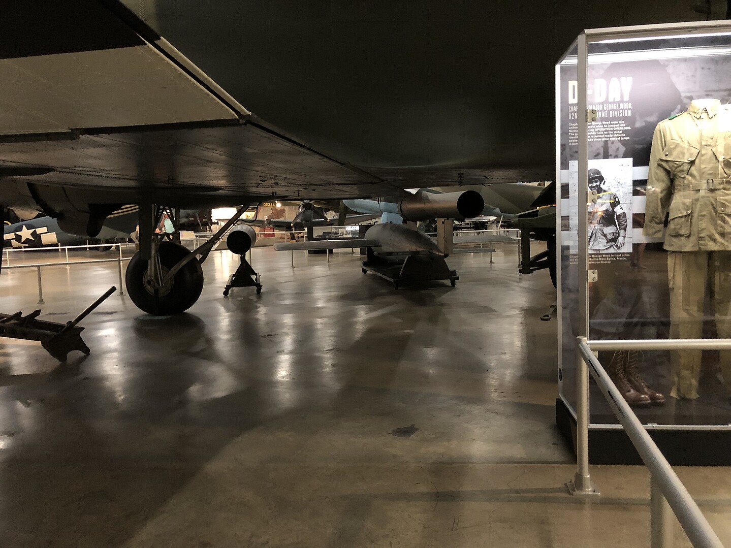 V1 Flying Bomb Plastic Model Airplane Kit 1/18 Scale 8803