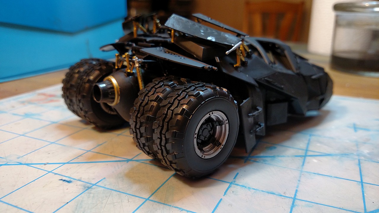Moebius Models 967 The Dark Knight Trilogy Tumbler With Bane Model Kit 00548 for sale online 