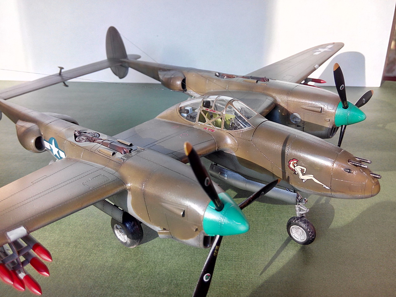 Hobby Boss   P 38L 5 L0 Lightning   plastic scale model kit in 1:48 scale (HB85805)//Scale Model