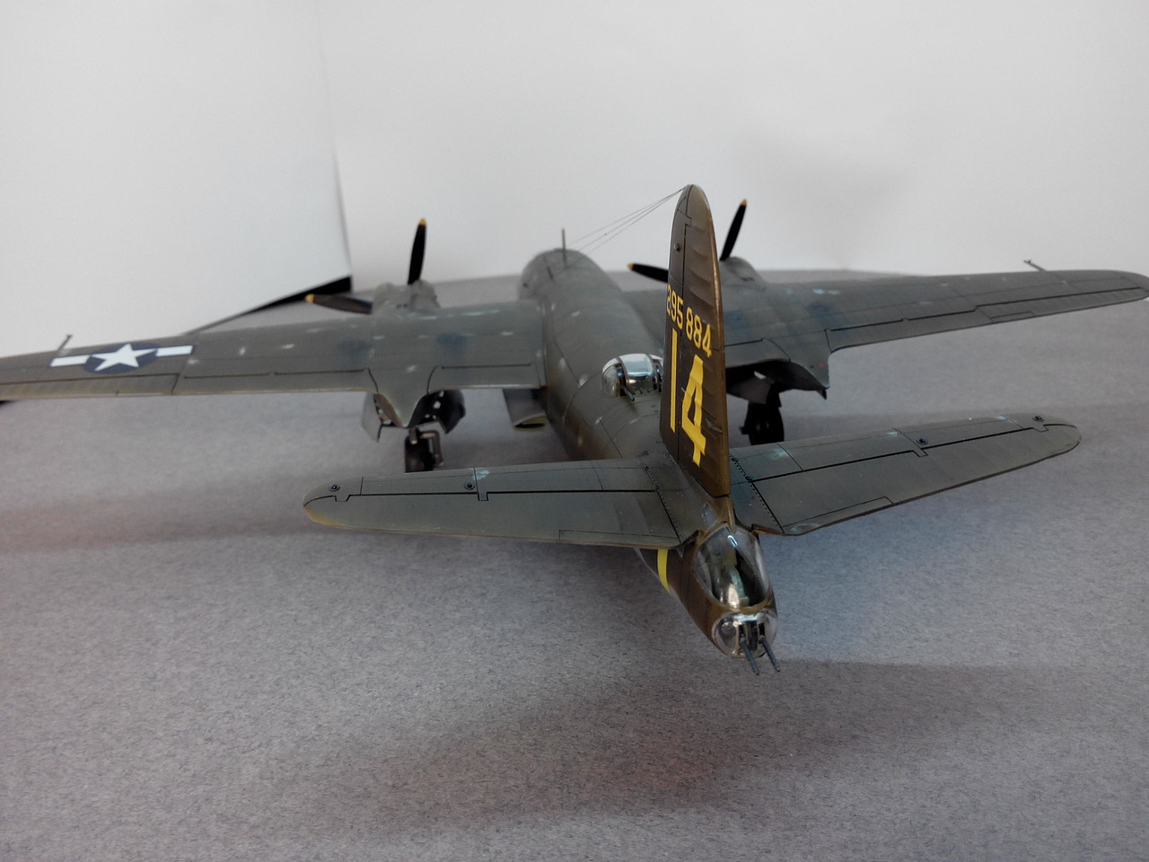 B26F/G Marauder Plastic Model Airplane Kit 1/72 Scale 01557