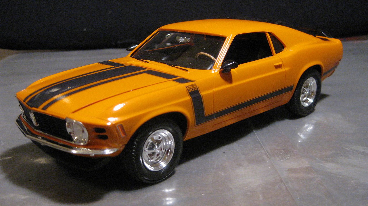 1970 Ford Mustang Boss 302 -- Plastic Model Car Kit -- 1/24 Scale ...