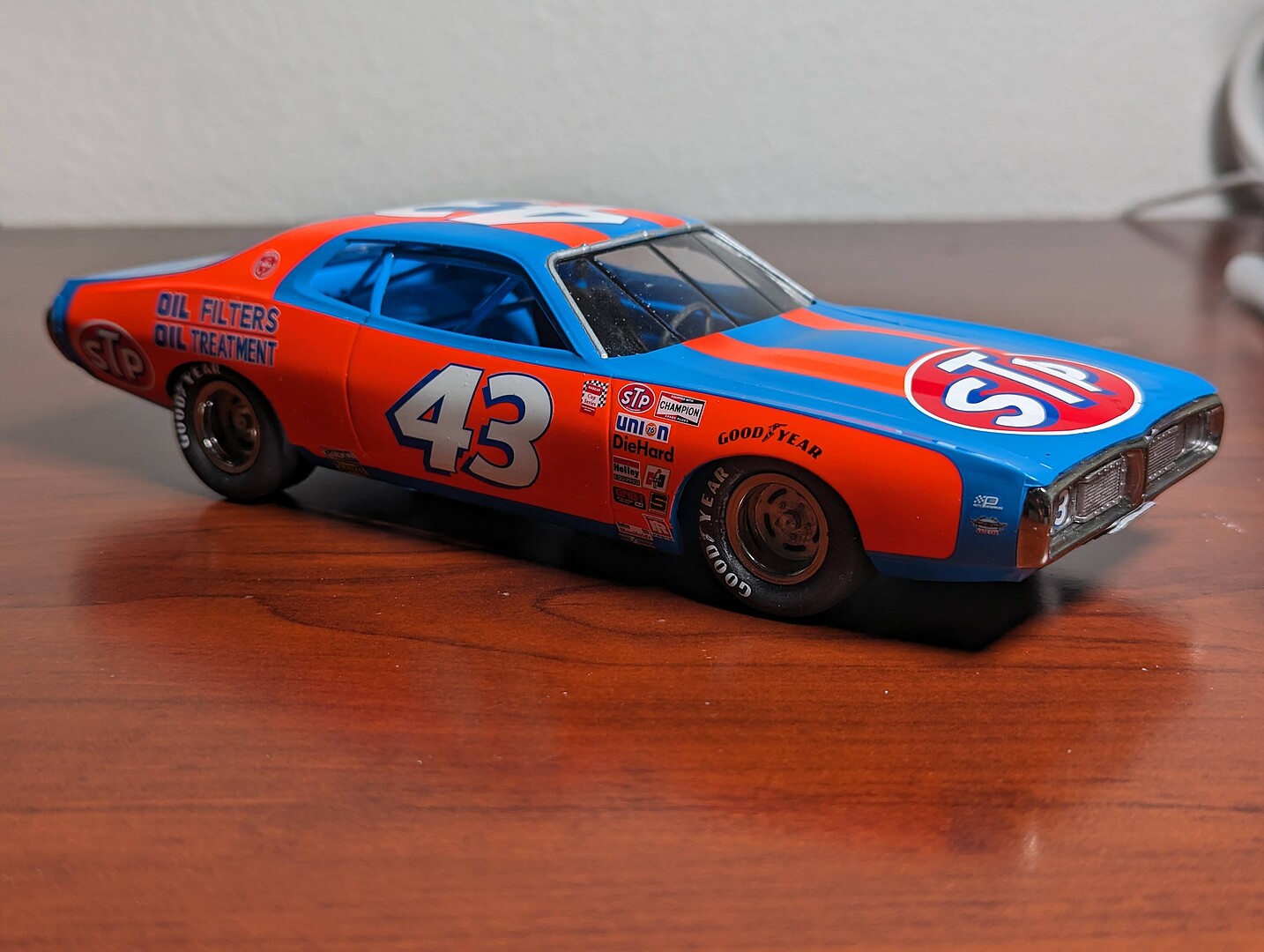 Richard Petty STP #43 1976 Dodge Charger -- Plastic Model Racecar Kit ...