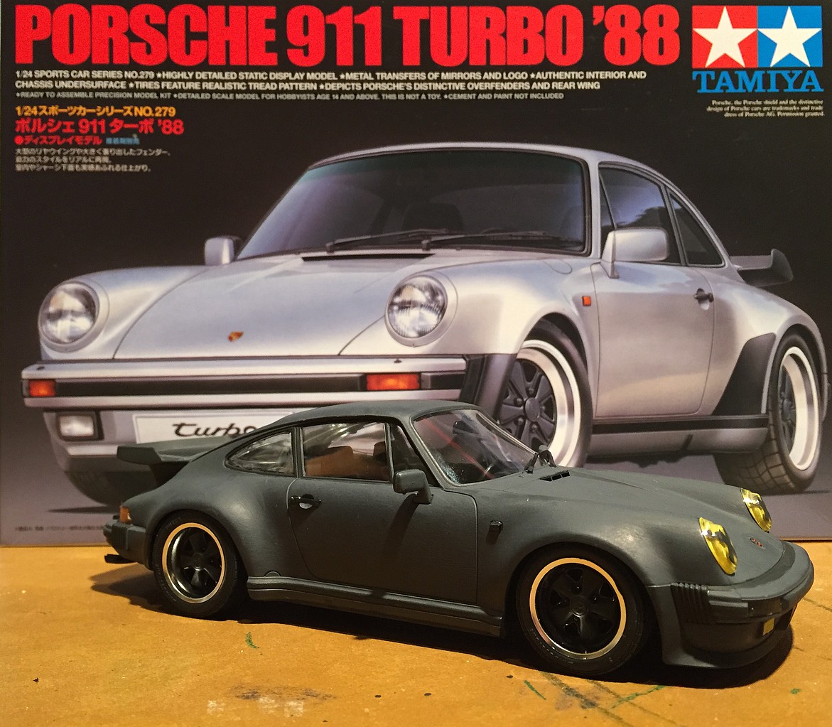 Tamiya 1/24 PORSCHE 911 Turbo GT2 Plastic Model Kit #24247