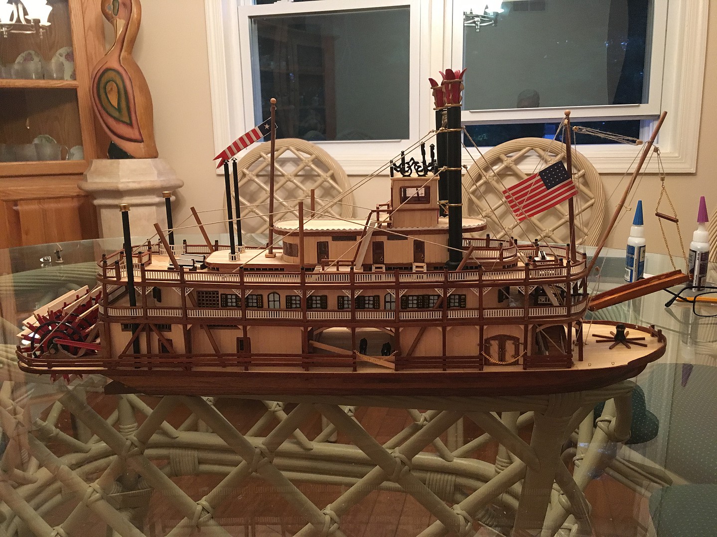 1/80 Mississippi Paddle Wheel Steam Boat Kit pictures by wphs1
