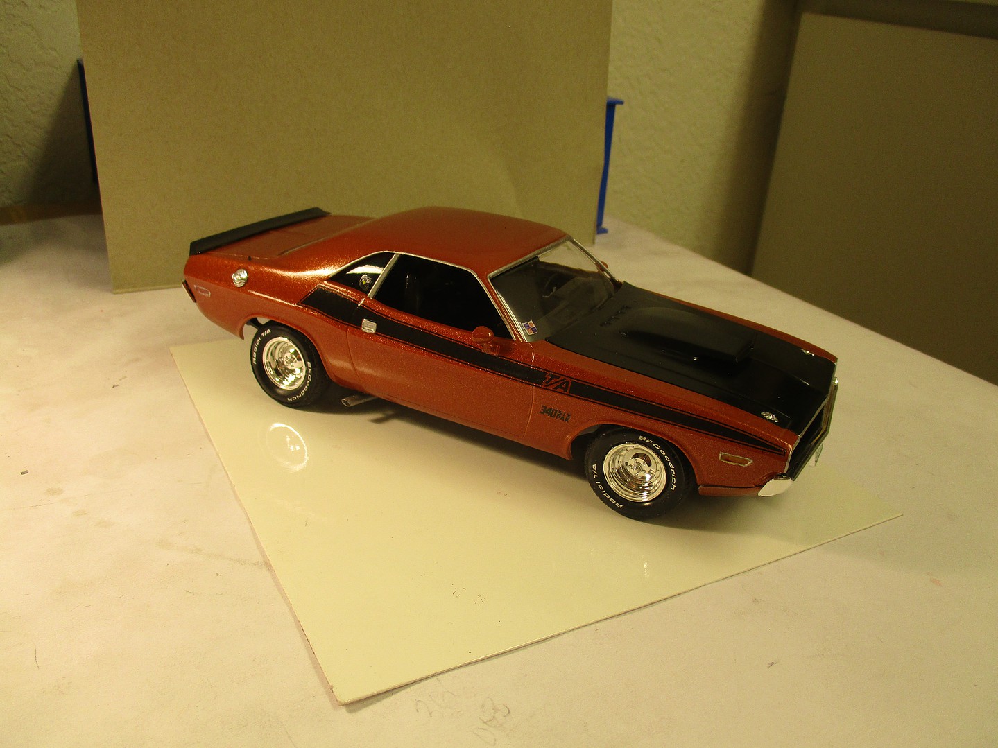 REVELL '70 DODGE Challenger T/A Plastic Model Kit Scale 1:24 Street