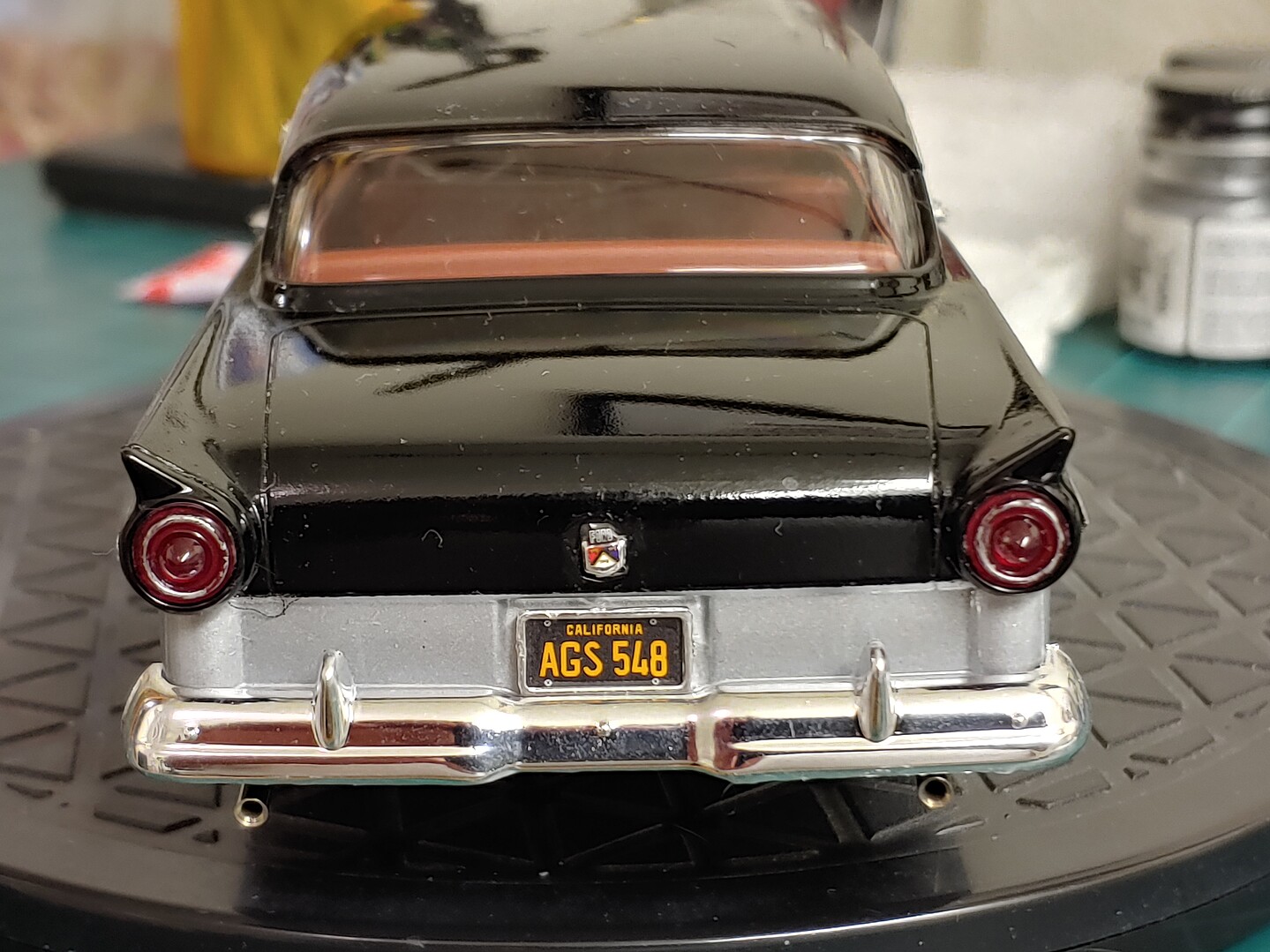 1957 Ford Custom 2'n 1 Plastic Model Car Kit 1/25 Scale